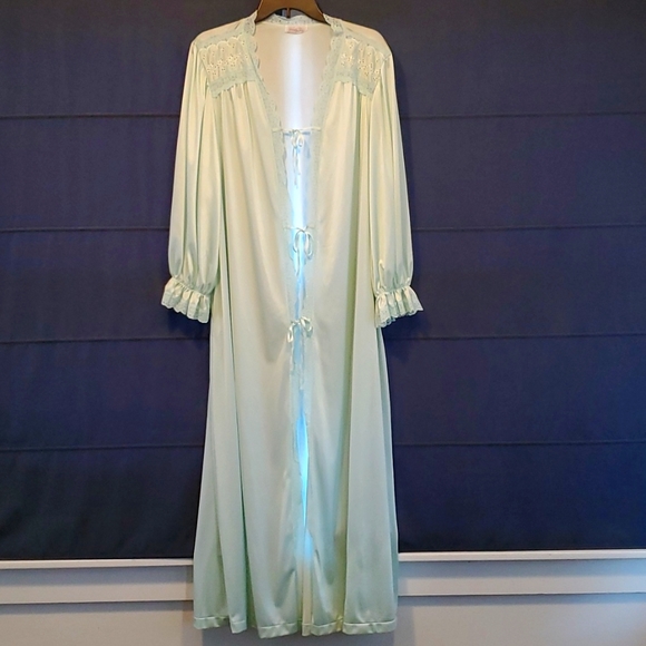 Vanity Fair Deadstock Night Robe LACY VTG Elegant Tie Front Pocket Pastel Green - Picture 3 of 15